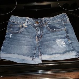 American Eagle size 6 jean shorts